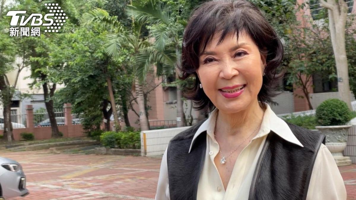 77歲「最美麗主持人」白嘉莉突爆戀上富商論及婚嫁 本人親回:不排斥有人追求