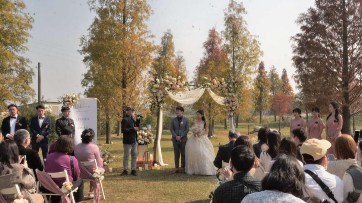 酒店提供婚禮、度假一站式服務,深受新人歡迎。(圖/南科贊美酒店提供)
