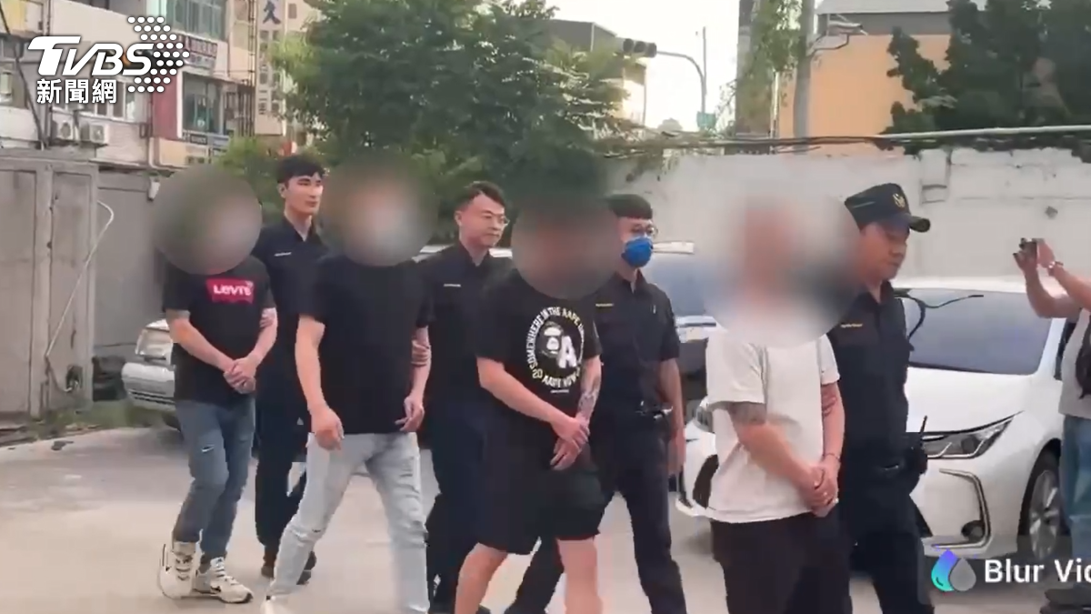 警局旁鬧事!BMW開半年出問題 男討錢不成烙人揍賣方