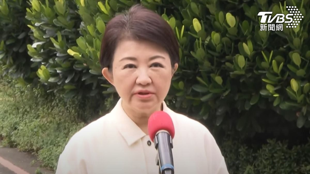 行政院今分兩場,邀22縣市首長,座談如何解決統籌分配稅款分配爭議;台中市長盧秀燕出席下午場。(圖/TVBS)