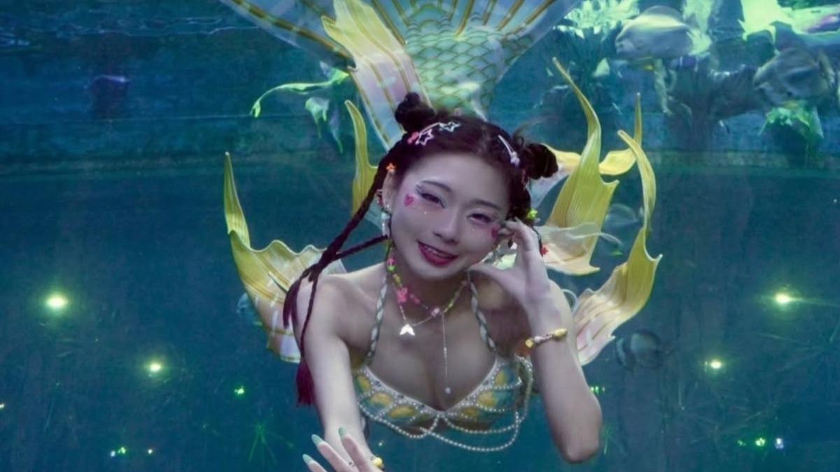 美人魚教練花花。(圖/提供__dwai)