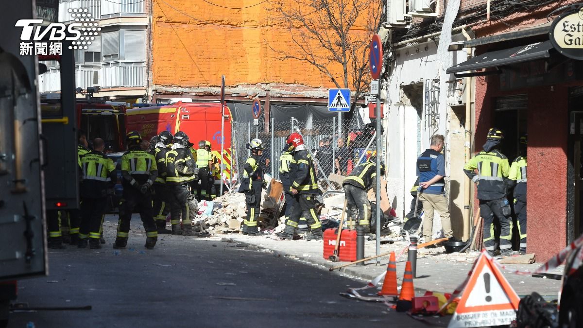 西班牙馬德里（Madrid）緊急救援服務單位表示，當地1間酒吧今天發生爆炸，造成21人受傷，其中3人傷勢嚴重。（圖／達志影像美聯社）