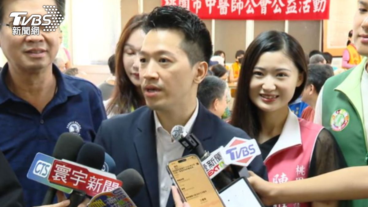 總統府副秘書長何志偉。(圖/TVBS)