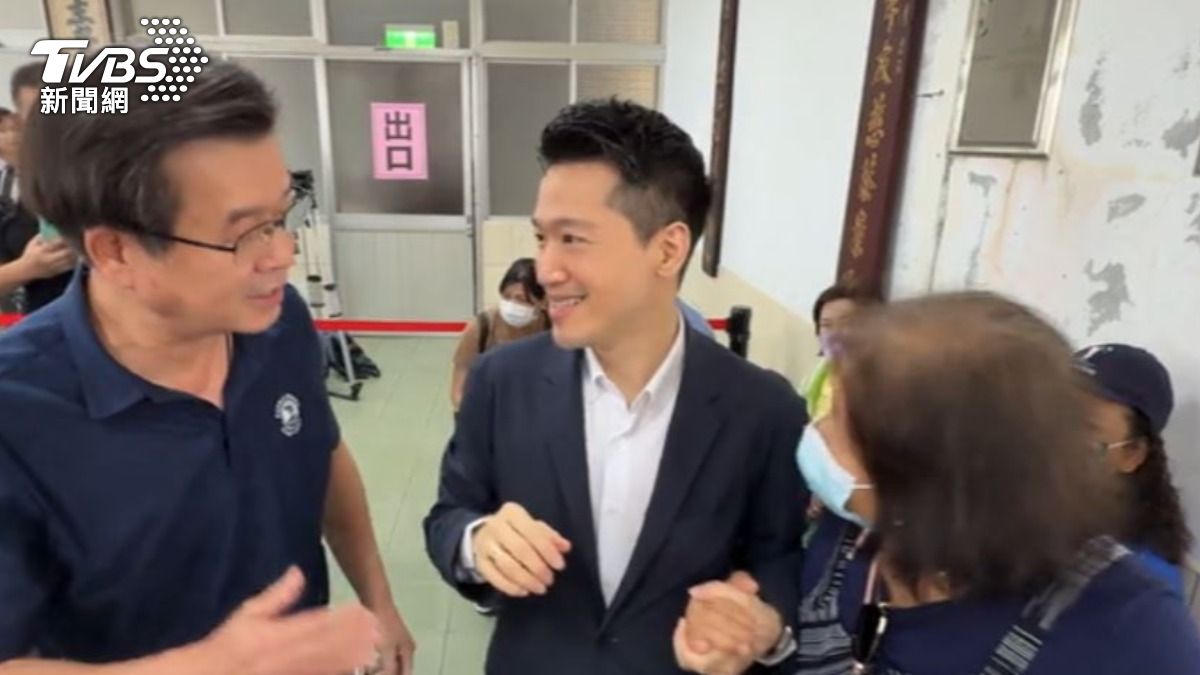 總統府副秘書長何志偉。(圖/TVBS)