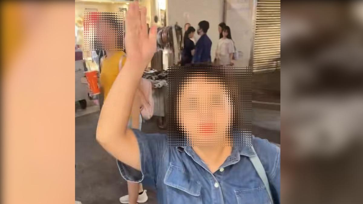 臨江夜市爆糾紛!夫妻服飾店等餐遭勸離 不爽嗆聲還出手攻擊
