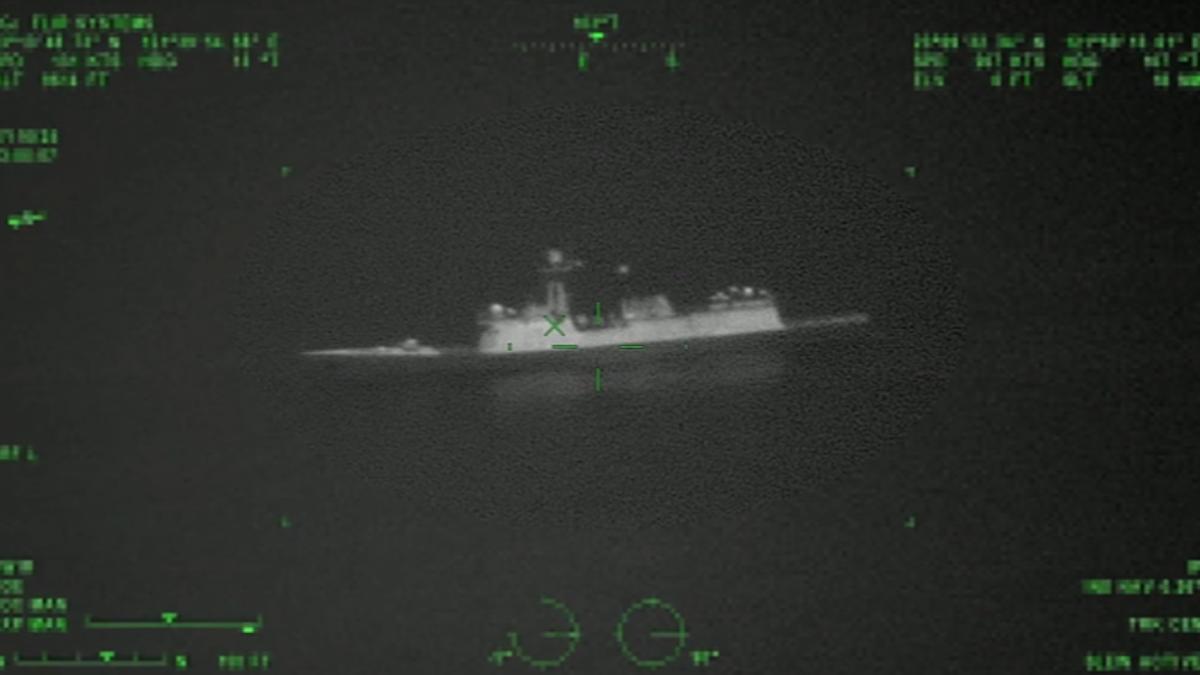 安捷航空「蒼鷹計畫」裝軍規設備，讓民航機多次成功拍下共艦和科研船。（圖／安捷航空提供）