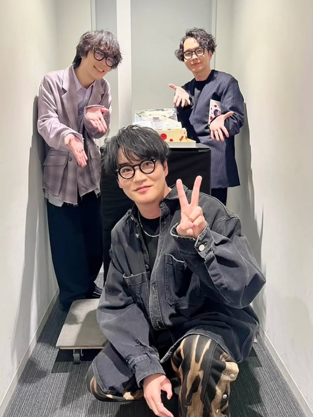 小野賢章(下)。(圖/翻攝自小野賢章Instagram)