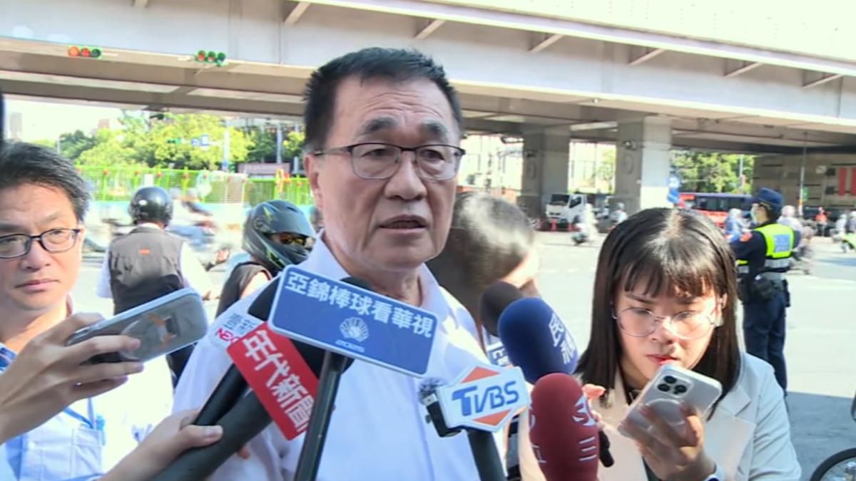 北市副市長李四川也到現場查看情況。(圖/TVBS)