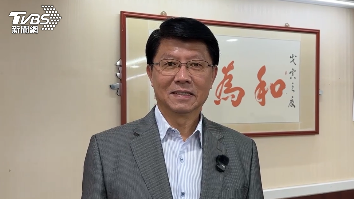謝龍介表示,台南這塊土地已經疼惜民進黨32年,應該讓它休息一下。(圖/TVBS)