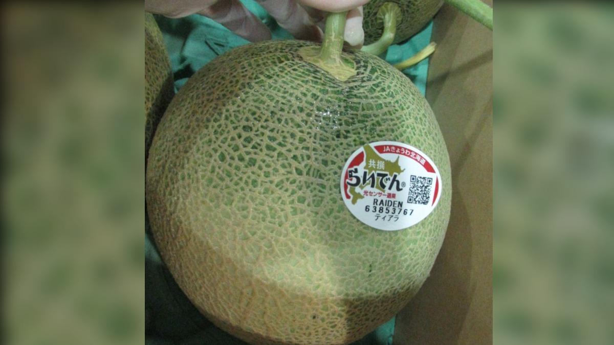 來自日本北海道的鮮蜜瓜被檢出農藥超標。(圖/食藥署提供)