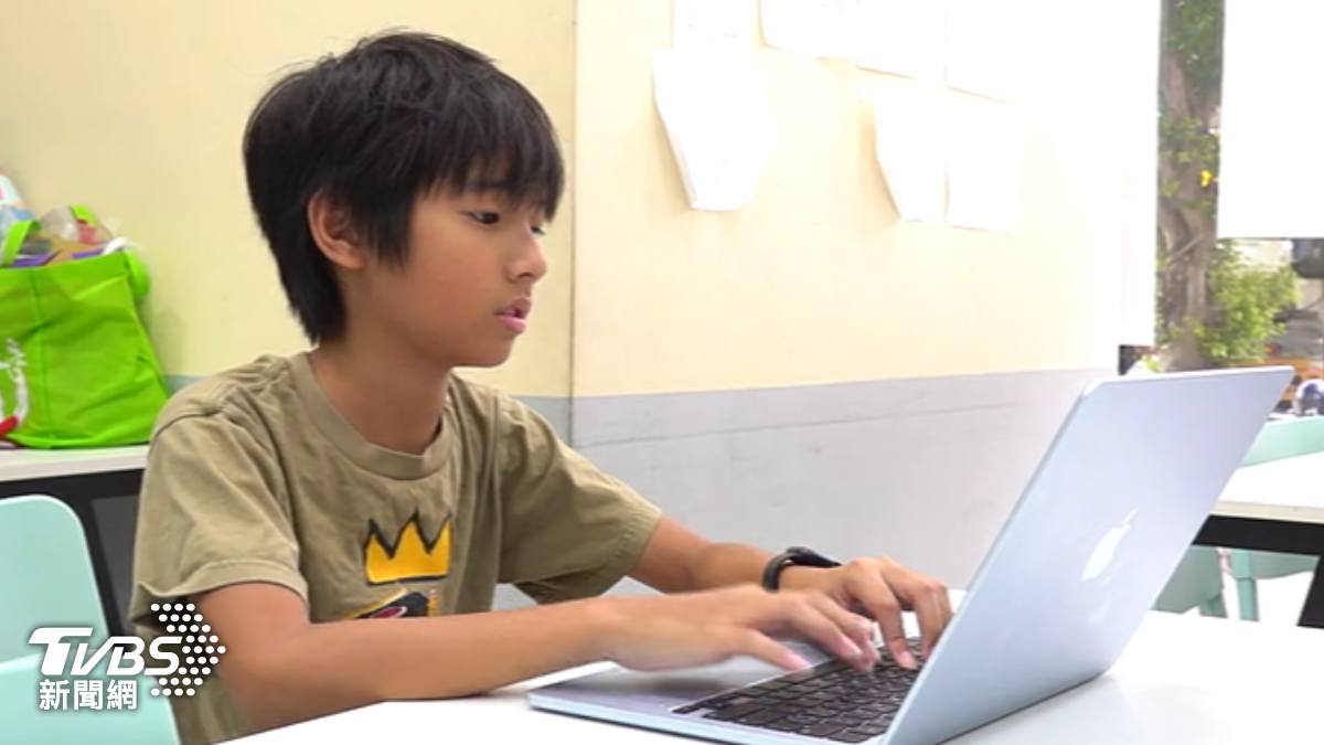 10歲國小生海馬寫APP上架。(圖/TVBS)
