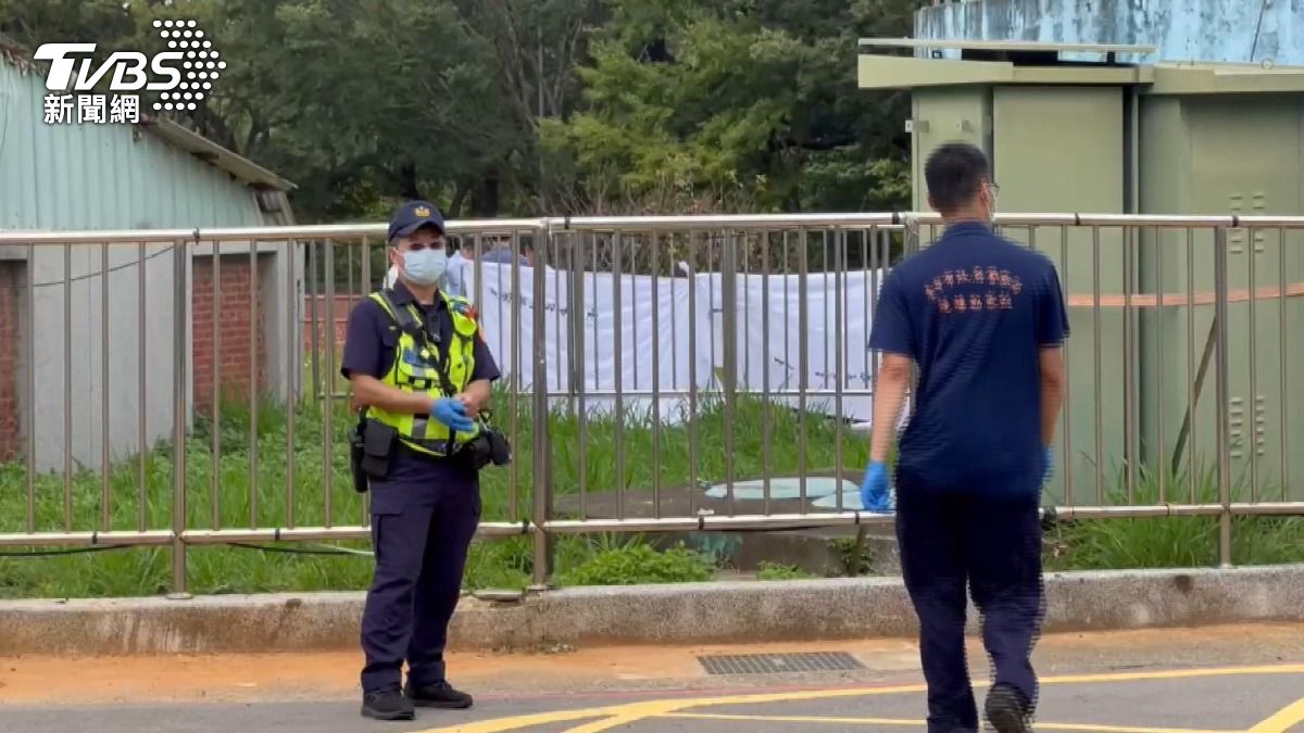 男性兇嫌年僅17歲，未成年，疑似因情感糾紛而對20歲女友痛下殺手。(圖／TVBS)