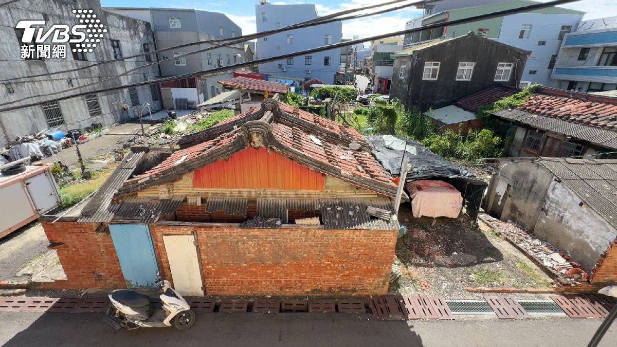丹娜絲過境停電達13天,專家認為自救互救建韌性社區。(圖/TVBS)