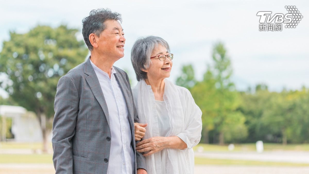 日本百歲人瑞逼近10萬創歷史新高! 外媒揭「7大長壽原因」