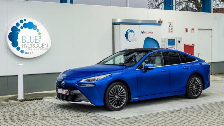 基於TNGA-L平台打造的第二代Mirai於2019年問世。(圖/Toyota提供)