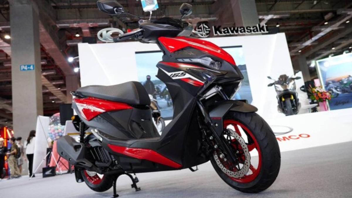Kymco針對最暢銷的性能車款 RTS R 165推出加碼優惠3,000元。(圖/ Kymco提供)