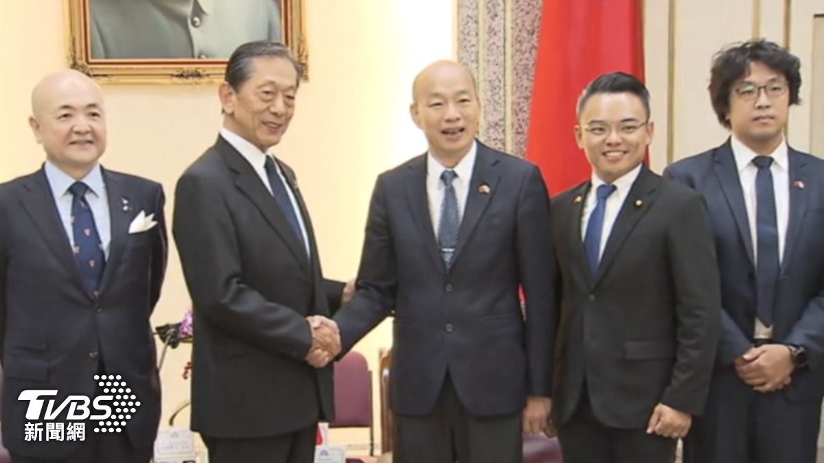 立法院長韓國瑜,會見日台交流協會會長隅修三。(圖/TVBS)