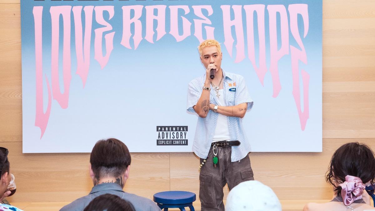 周湯豪。(圖/環球音樂提供)