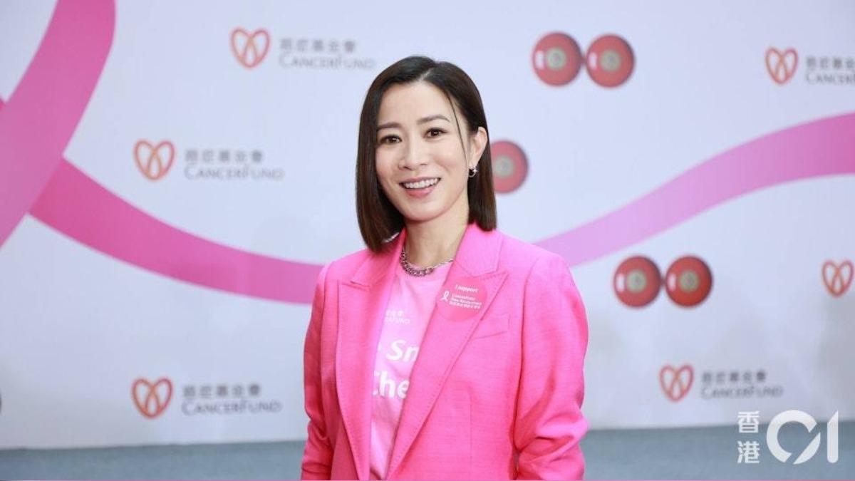 入獄最多次女星!佘詩曼獲封「最美女囚犯」笑回:希望甩掉它
