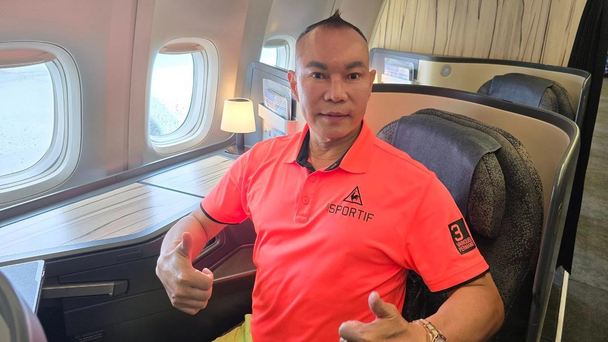 竹北吊車大王與家父打拼事業。（圖／翻攝自胡漢龑臉書）