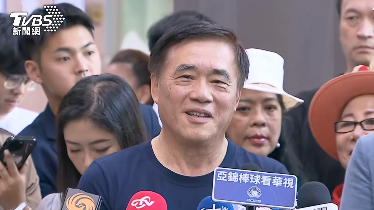 「藍白合是黨員心聲」 郝龍斌喊:我和柯文哲恩怨已翻頁