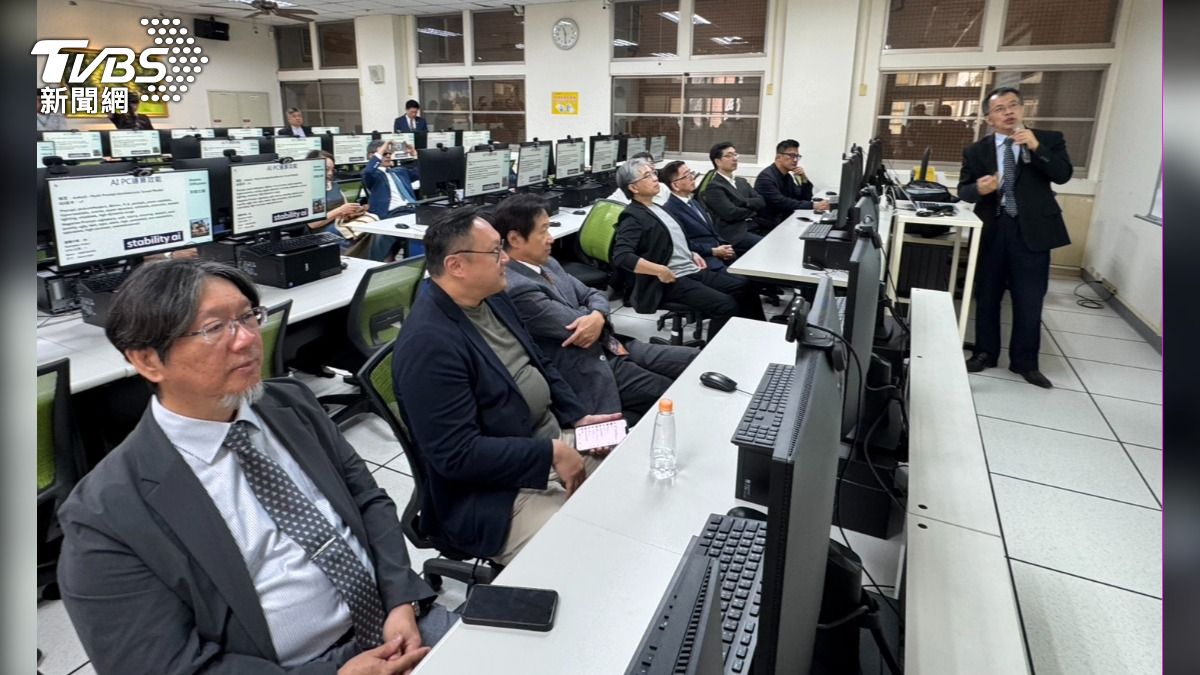 東海持續添購算力,增加設備,今天不只是添購AI PC教室,更是打造全台最具規模的AI工作站,為東海AI教育開啟新篇章。(圖/東海大學 提供)