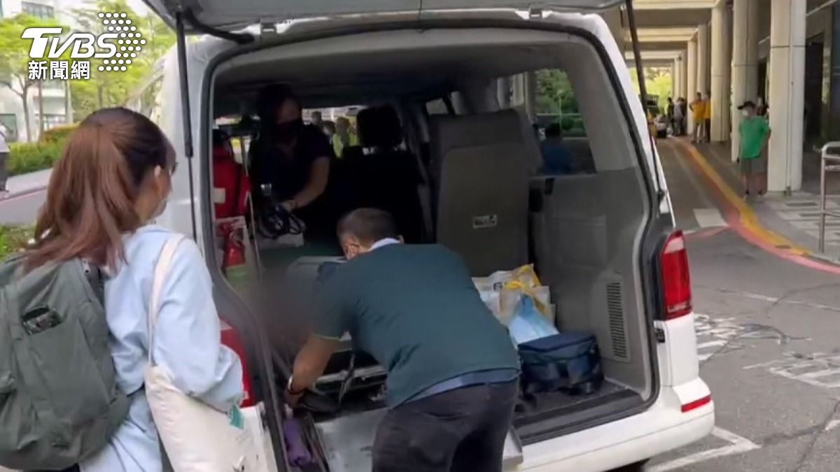 救護車需保持行車平穩以確保患者的安全。(圖/TVBS)