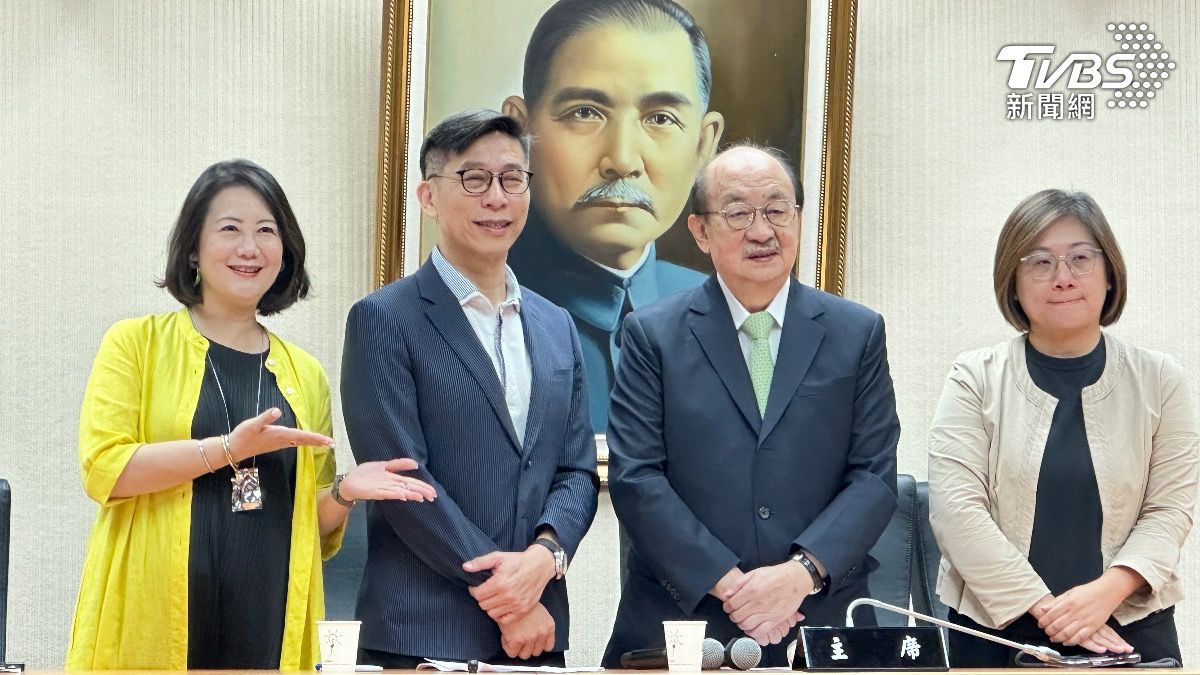 民進黨團終於有幹部了　鍾佳濱任幹事長、陳培瑜書記長