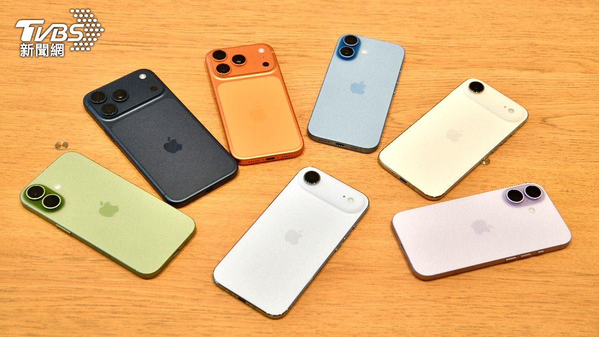 iPhone17系列及iPhone Air有多色可選擇。（圖／胡瑞麒攝）