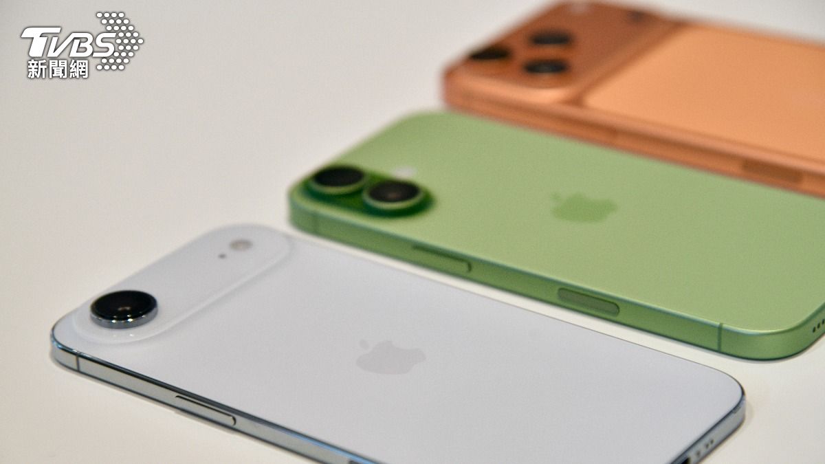 iPhone Air和iPhone 17全數開賣。（圖／胡瑞麒攝）