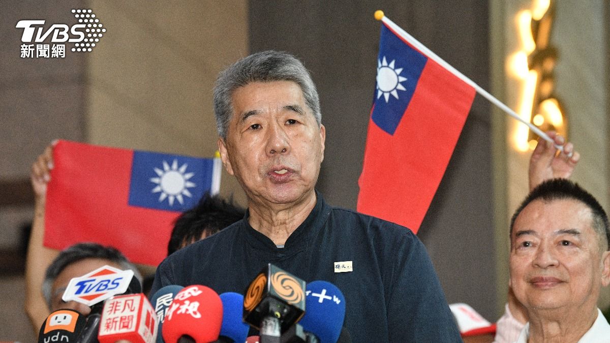 國民黨主席之爭 張亞中槓趙少康:乾脆代表郝龍斌辯論