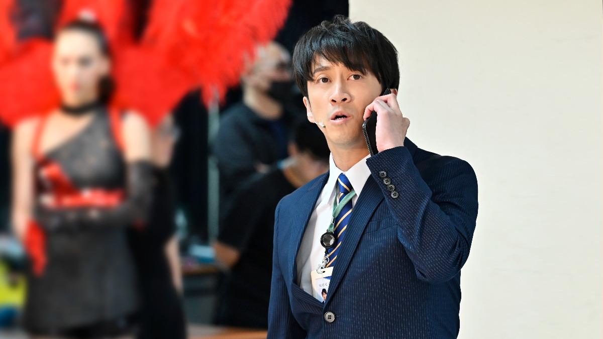 陳漢典演出舞台劇《明星養老院》。(圖/金星文創提供)