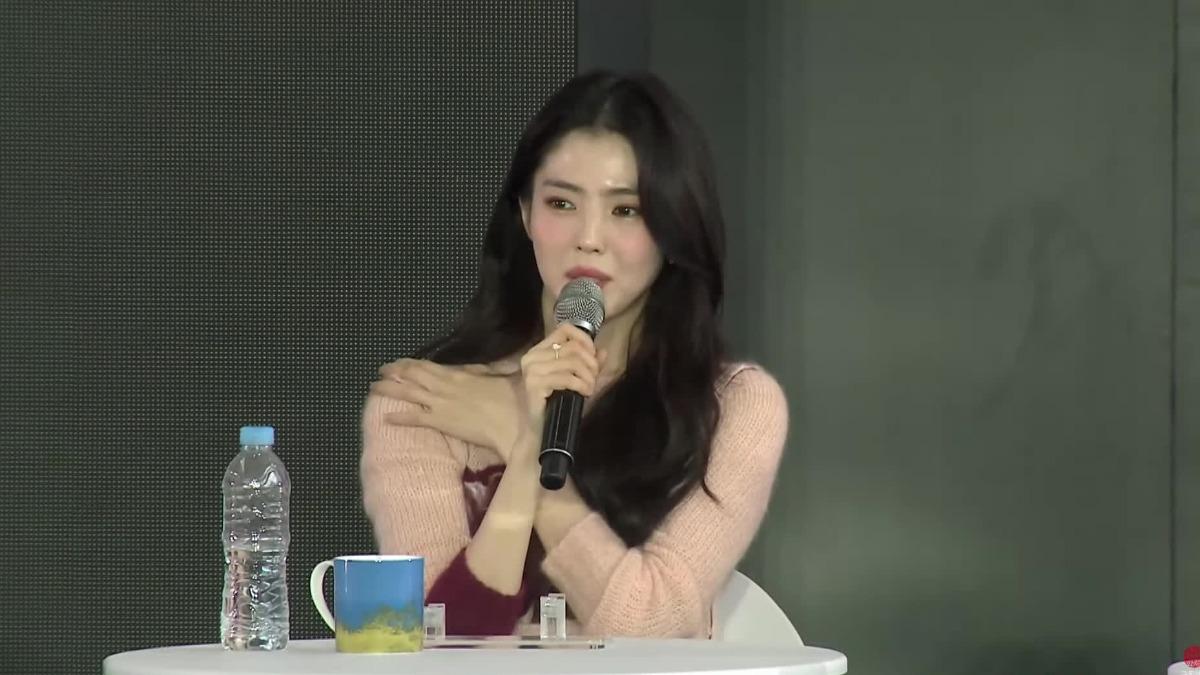 韓韶禧亮麗現身釜山影展座談。（圖／翻攝釜山影展YouTube）