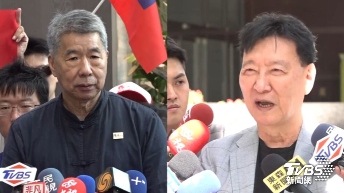 國民黨主席參選人張亞中與資深媒體人趙少康。(圖/TVBS)