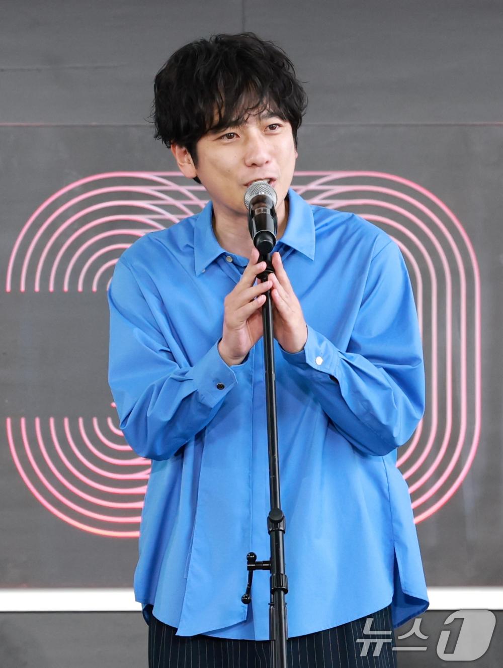 二宮和也期盼能定期跟國外粉絲見面。(圖/news1提供)