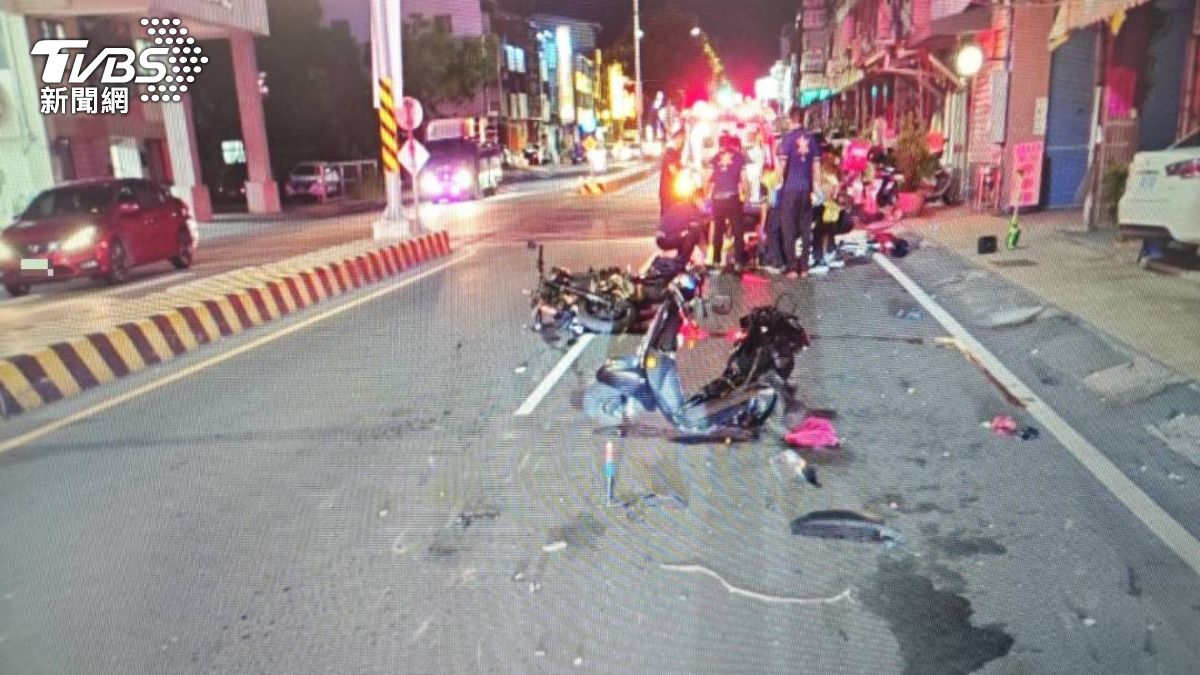 南投車禍3天奪2命!2騎士路口慘死 車殼碎滿地