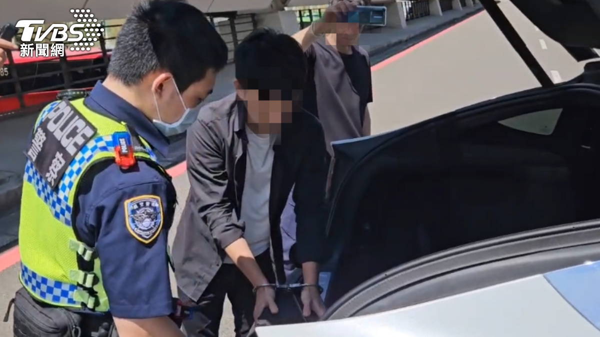 運將被依現行犯，當場逮捕。（圖／TVBS）
