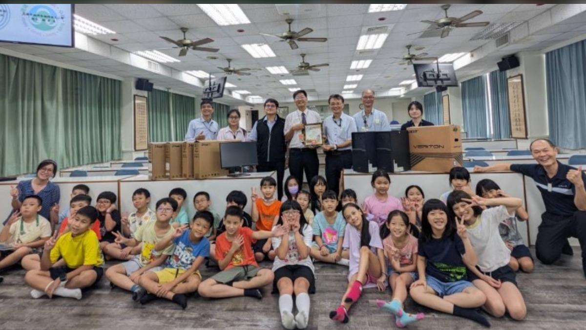 中油捐50台再生電腦!盼降低數位學習落差 促進環境永續
