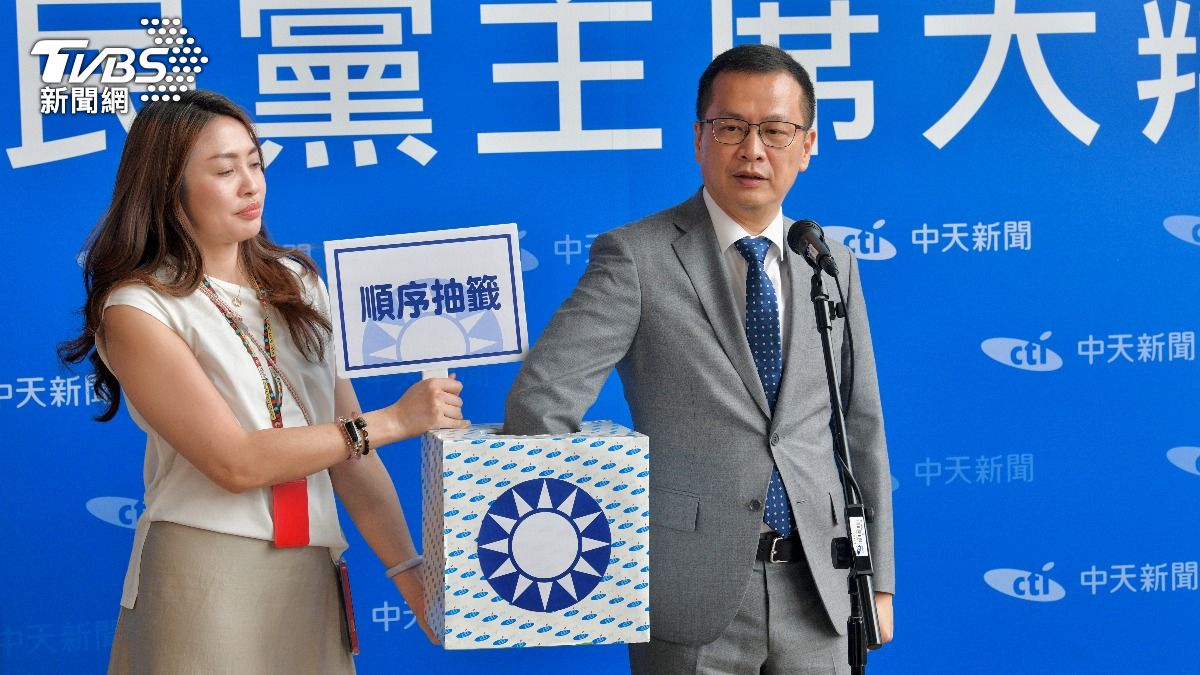 羅智強出席國民黨主席大辯論。(圖/胡瑞麒攝)