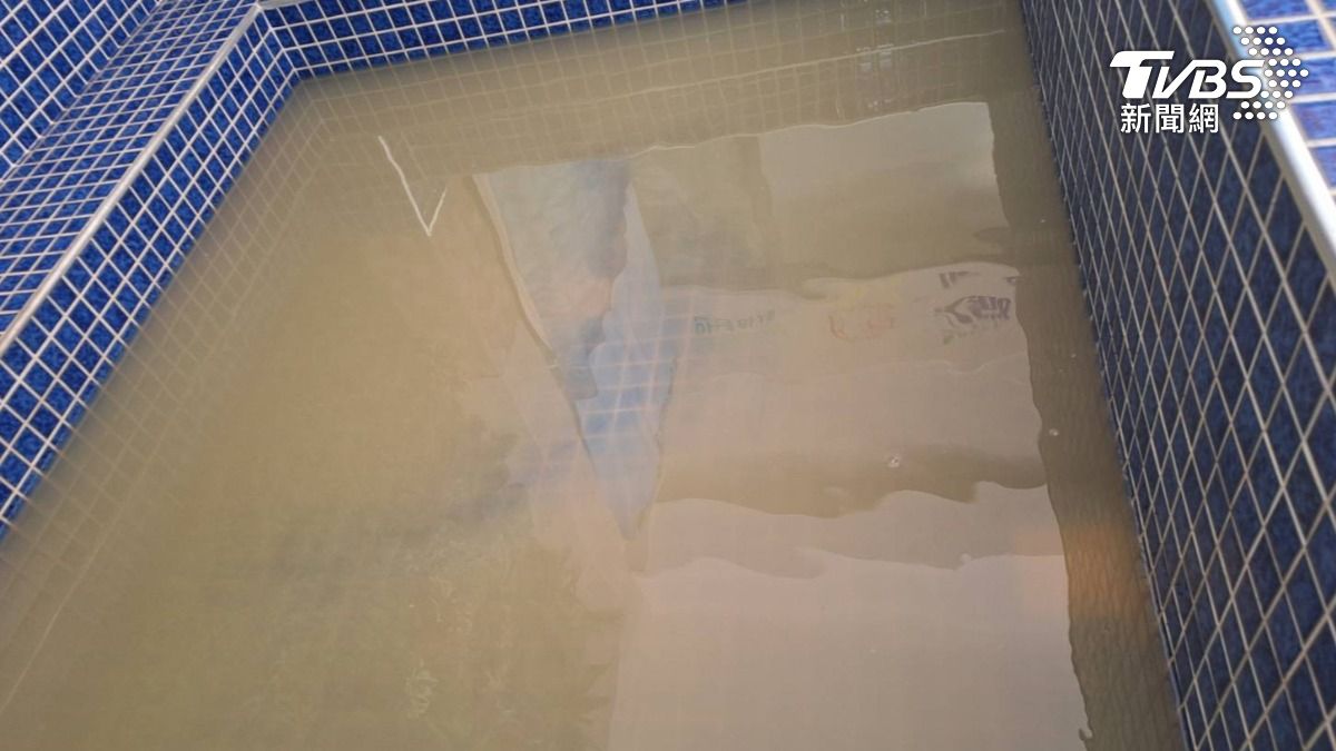 颱風釀水庫濁度飆升!恆春民宿水池噴出黃湯 旅客全嚇跑