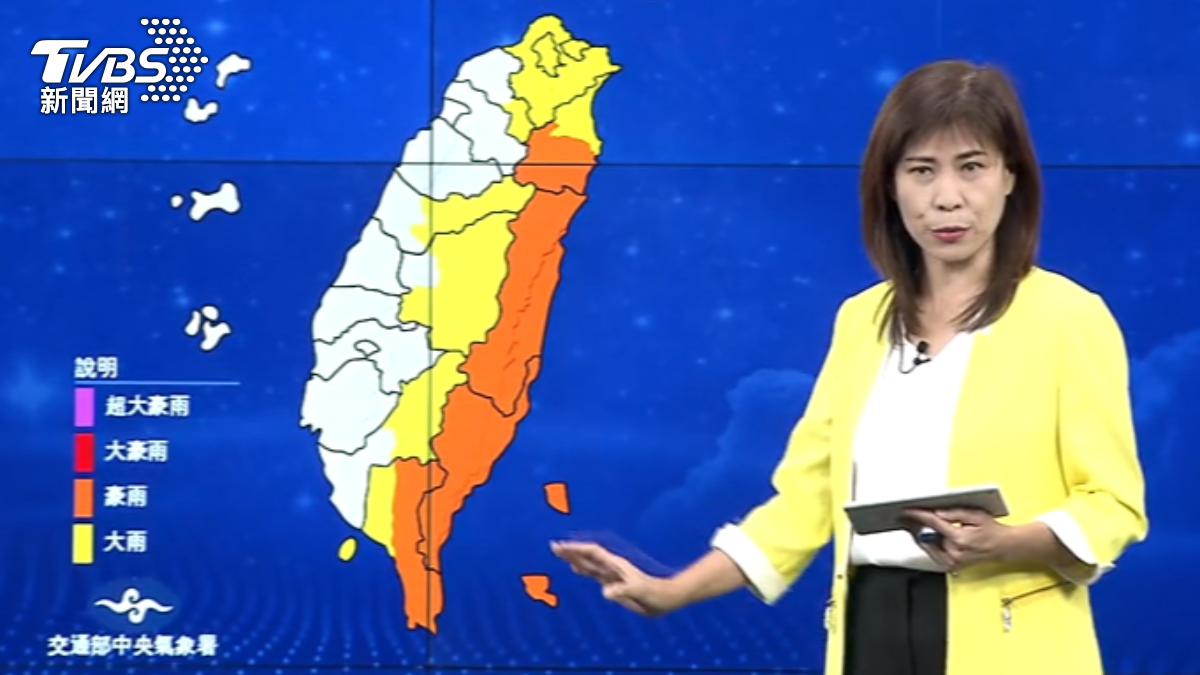 樺加沙颱風巔峰襲台，氣象專家估「雨週四才緩和」。（圖／氣象署）