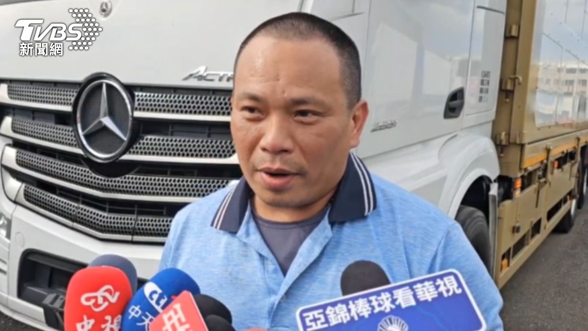 林男強調「當下雖然會害怕,但人就在眼前,還是要救」。(圖/TVBS)