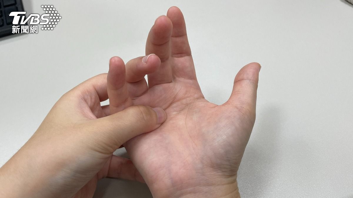 注意!腕隧道症候群 醫師:手麻夜痛 勿忽視 (圖/TVBS)