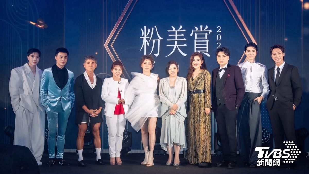 女大「粉美賞」藍心湄變身美人魚登場 阿Ken主持豪送超夯甜甜圈
