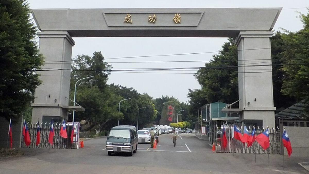 成功嶺打靶膛炸!18歲新兵「左眼球不在」 金屬碎片卡腦部昏迷