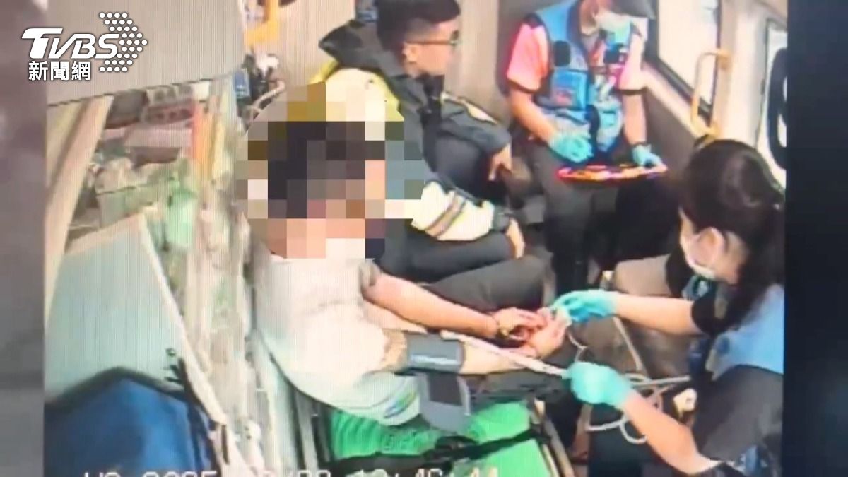   逆向狂飆撞3車後加速逃！警聽巨響衝出壓制　車內搜出「依托咪酯」。(翻攝Threads)