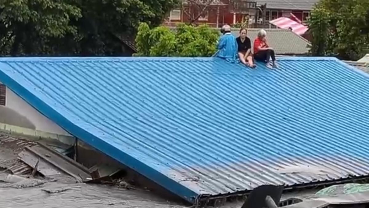 花蓮堰塞湖溢流14死18傷!光復鄉淹成海 台南人直奔災區送物資