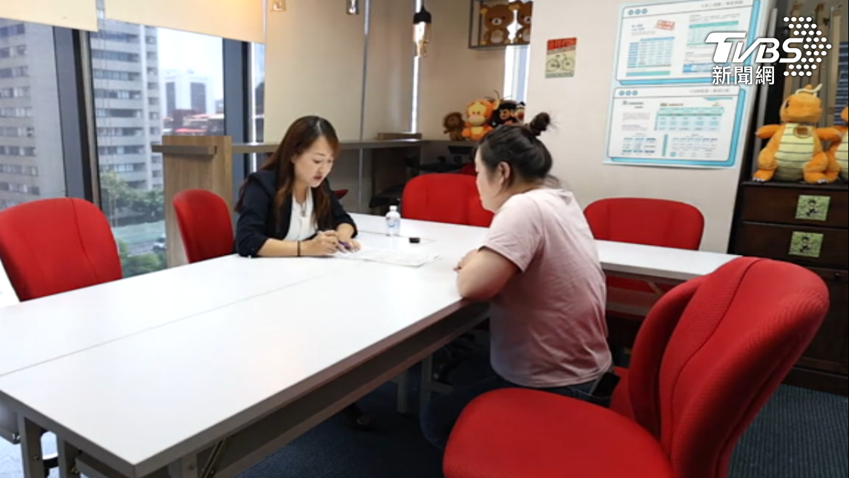 保單詢問。(圖/TVBS)