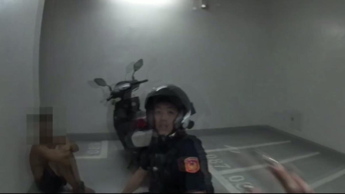 移工註銷車牌代步被攔查!藏毒落網拜託「給我一個機會」。(圖/警方提供)
