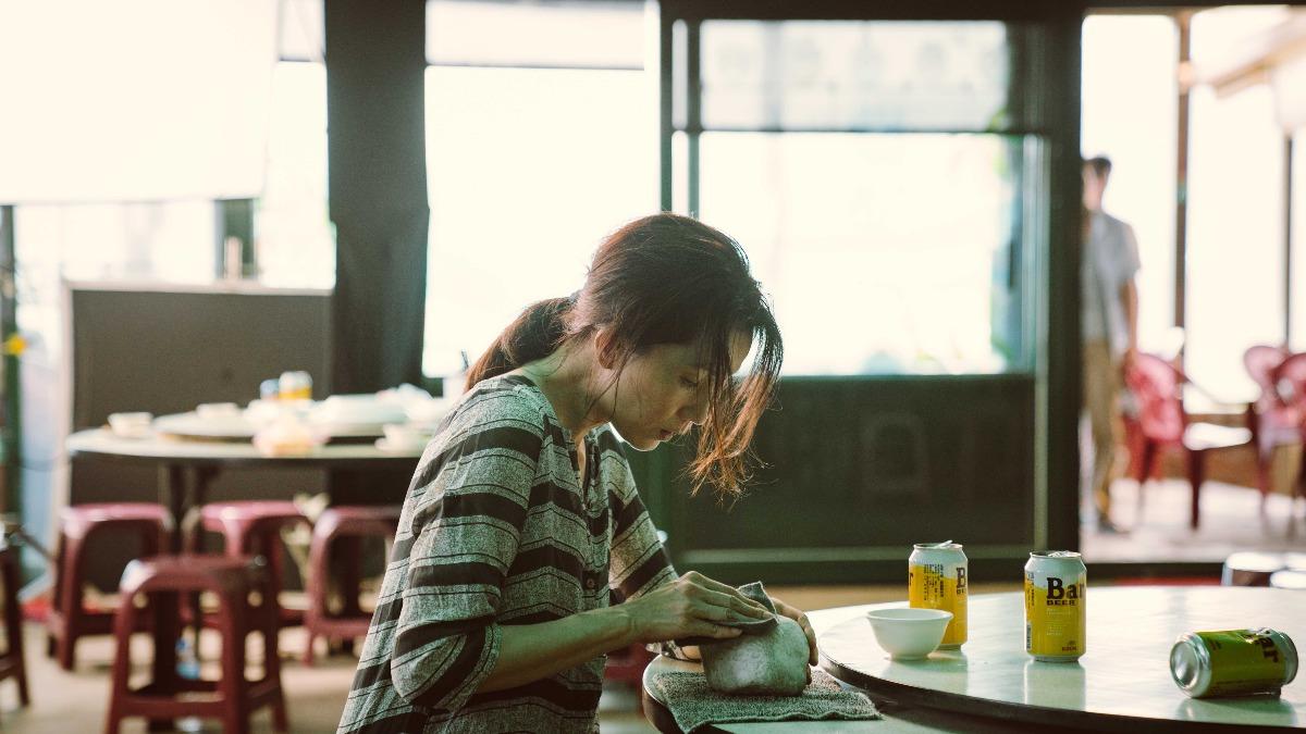 葉全真在《陌路兄弟》中扮演關鍵角色。（圖／綺影發行提供）